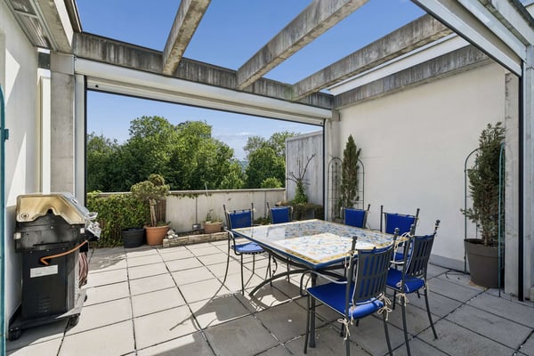 3.5 Zimmer Attikawohnung mit 117 m2 Terrasse in Wallisellen 2