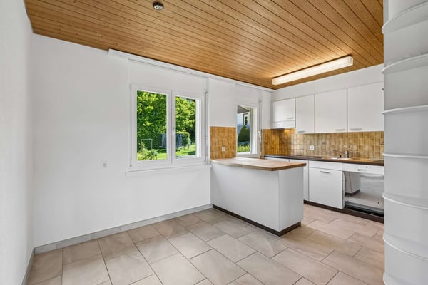 Zweifamilienhaus mit 5.5 und 4.5 Zimmerwohnung 5