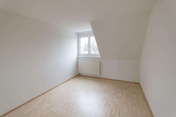 Attraktive 4½ Zimmerwohnung mit Galerie in Kloten 7