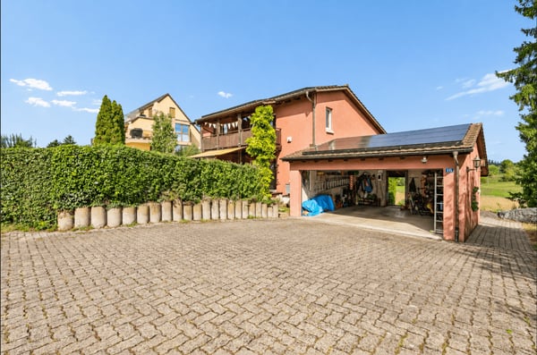 Freistehendes 4½ Zimmer-Einfamilienhaus in ruhiger Lage mit Weitsicht 2