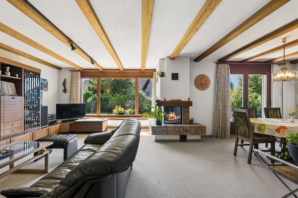 Freistehendes 5½ Zimmer-Einfamilienhaus mit viel Potenzial in Winterberg 2
