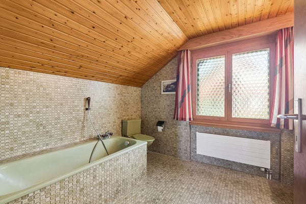 Freistehendes 5½ Zimmer-Einfamilienhaus mit viel Potenzial in Winterberg 9