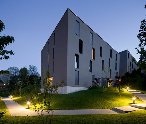 LOSONE - Affittasi appartamento con posteggio in autorimessa 1