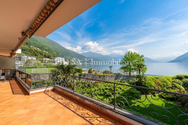 BRISSAGO - Appartamento con vista lago e accesso privato al lago
