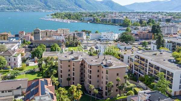 MURALTO - Appartamento a pochi passi dalla stazione e dal lungolago 12