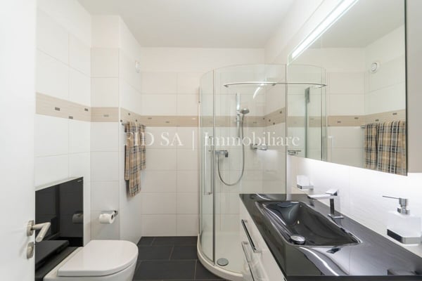 ASCONA - Elegante appartamento di 3.5 locali in posizione centrale e tranquilla 12