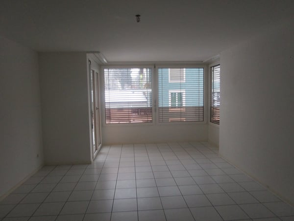 Helle 2-ZW in zentraler Lage zu vermieten 4