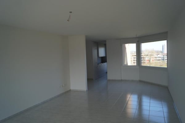 Helle 1.5-Zimmer-Wohnung mit Balkon in Emmenbrücke 5