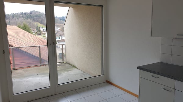 Helle 3.5- Zimmerwohnung mit 2 Balkone 8