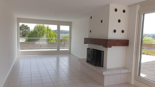 Helle, grosse, 5.5-Zimmerwohnung mit Aussicht 8