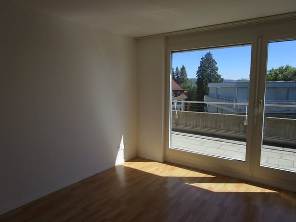 5.5-Zimmer-Attikawohnung mit Terrasse und Weitsicht in Oftringen 9