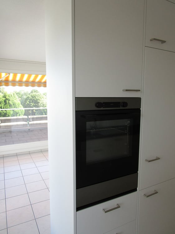 3.5-Zimmer-Attikawohnung mit neuer Küche 7