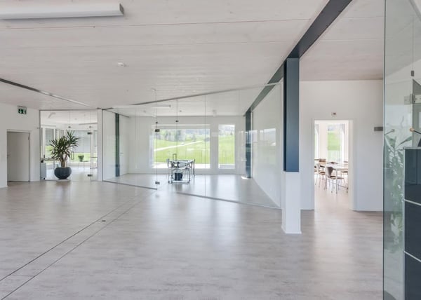 Attraktive Gewerbeliegenschaft im Kanton Zug 11