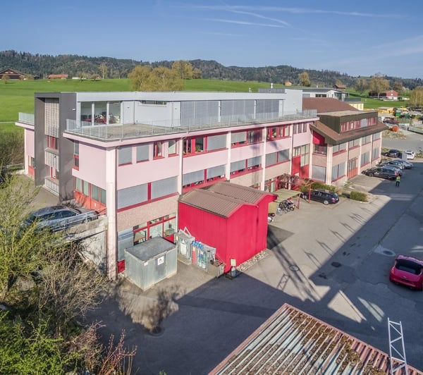 Attraktive Gewerbeliegenschaft im Kanton Zug 1