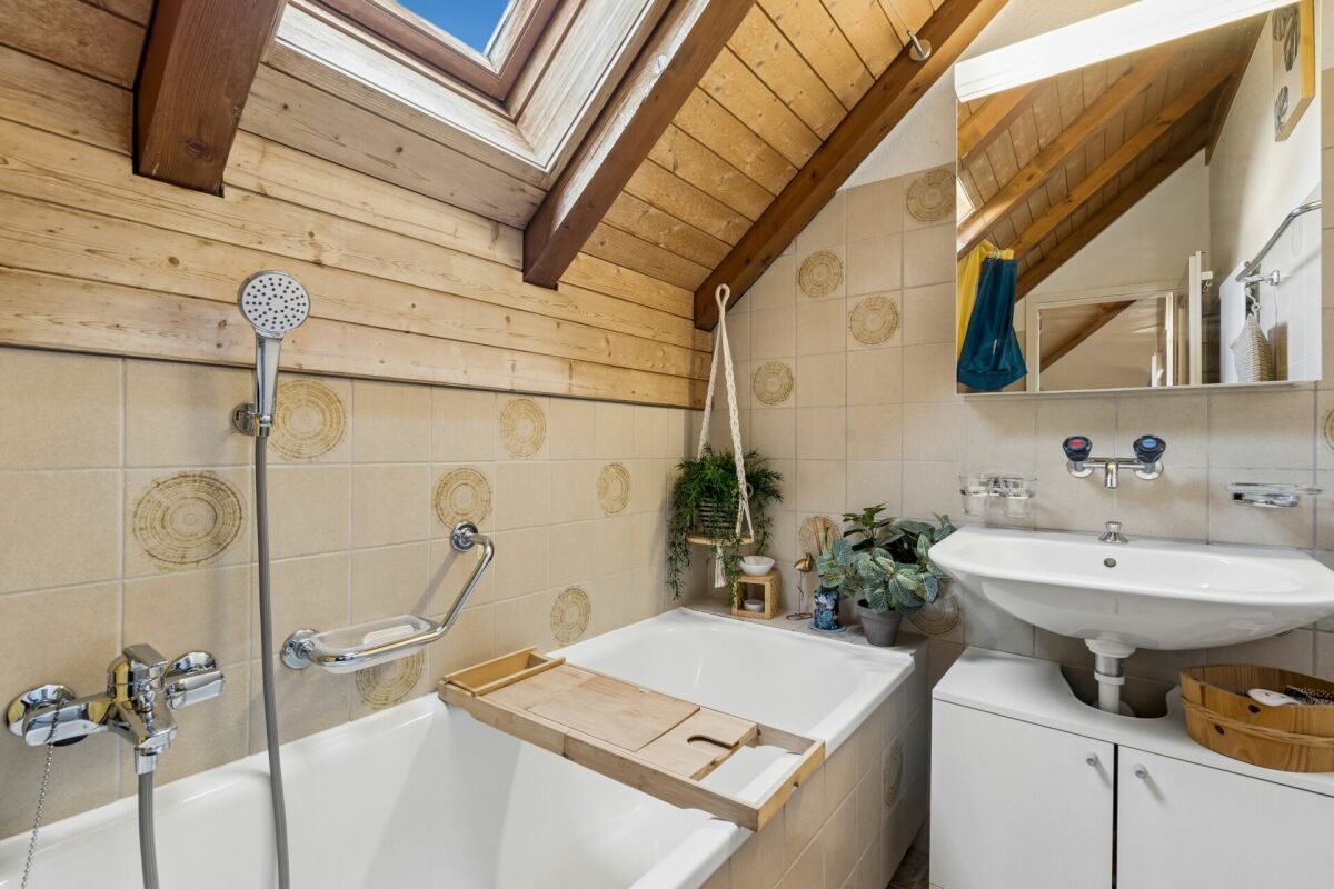 Charming Flarz house with annex in the heart of Grüningen
