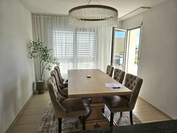 Exklusive 3.5 Zimmer Attika-Wohnung im Eigentumsstandard mit 2 Terrassen 4
