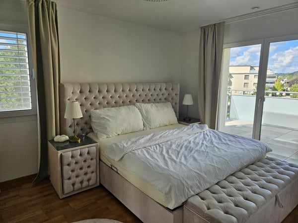 Exklusive 3.5 Zimmer Attika-Wohnung im Eigentumsstandard mit 2 Terrassen 7