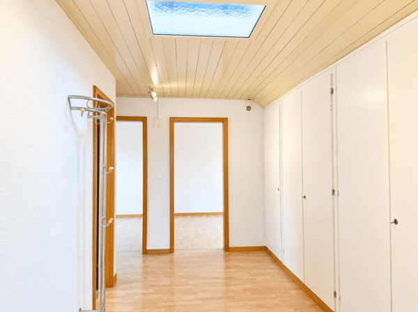 Gemütliche 3 Zimmer-Wohnung an zentraler Lage in Oetwil am See 4