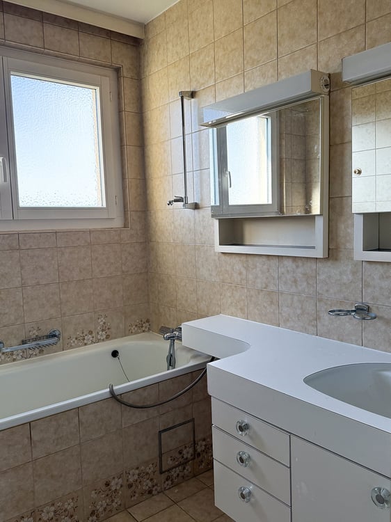 Helle 1-Zimmerwohnung an ruhiger und zentraler Lage in Zürich-Albisrieden 8