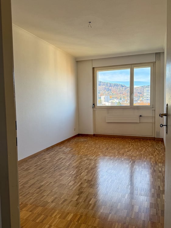 Helle 1-Zimmerwohnung an ruhiger und zentraler Lage in Zürich-Albisrieden 11