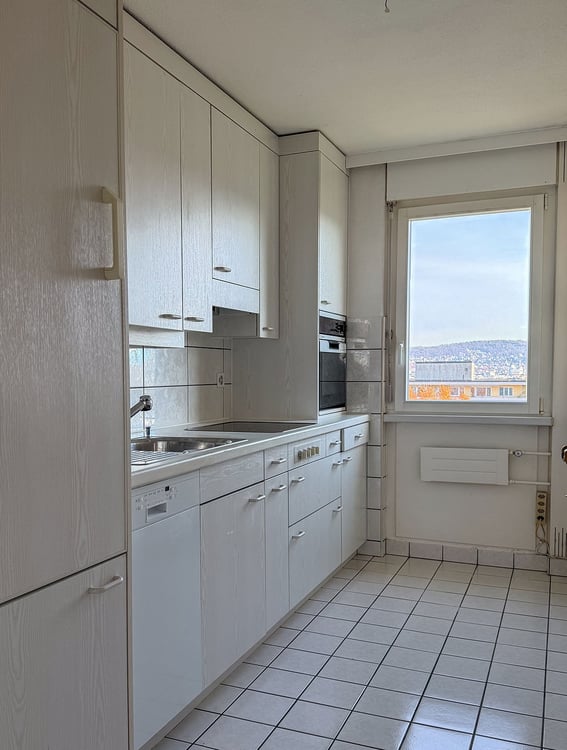 Helle 1-Zimmerwohnung an ruhiger und zentraler Lage in Zürich-Albisrieden 7