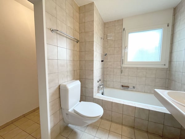 Praktische Wohnung mit guter Raumaufteilung und grossem Balkon 6