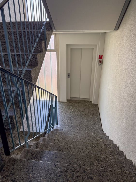 Helle 5-Zimmerwohnung an ruhiger und zentraler Lage in Zürich-Albisrieden 18