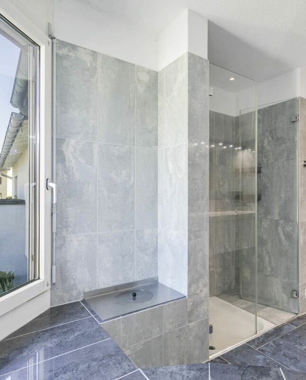 8.5-Zimmer-Zweifamilienhaus mit viel Potenzial 6