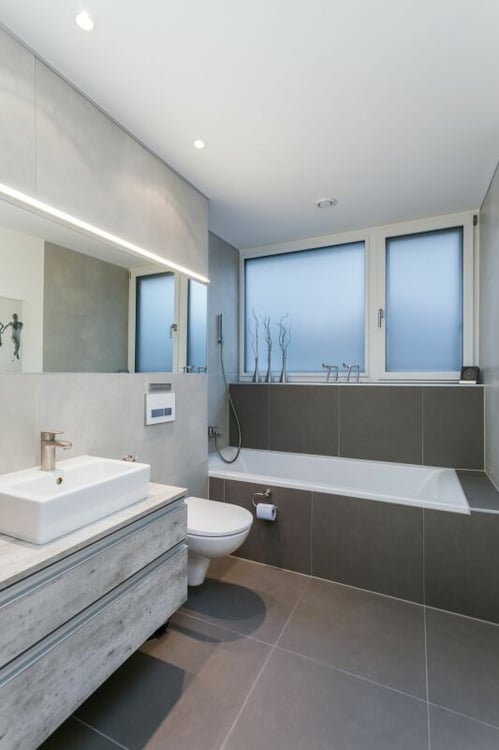 Exklusive 5.5-Zimmer-Wohnung mit Gartensitzplatz in der Stadt Zürich 12