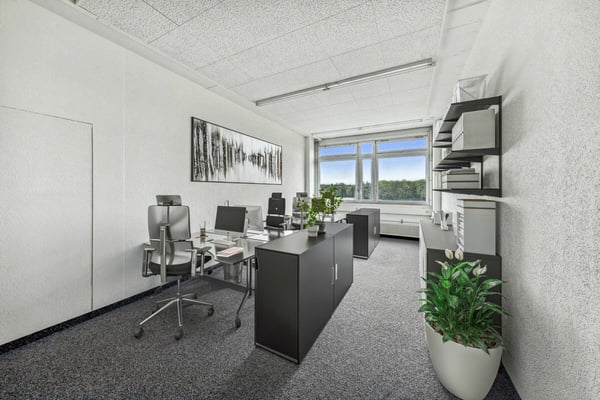 Bezugsbereite Büroflächen mit guter Anbindung 5