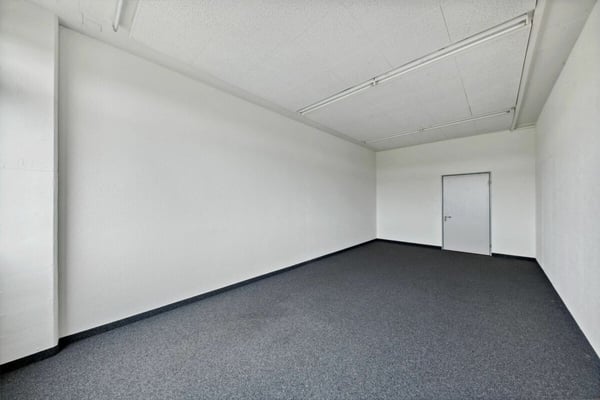 Bezugsbereite Büroflächen direkt neben dem Bahnhof Regensdorf 3