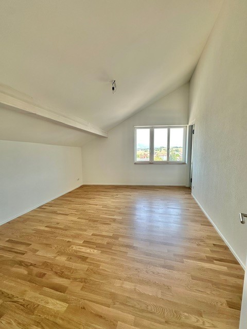 3½-Zimmer-Attikawohnung | Neubau 8