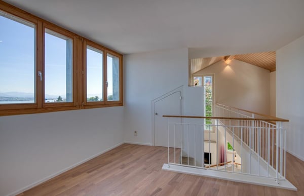 6.5-Zimmer-Haus mit Weitblick über den Zürichsee 11