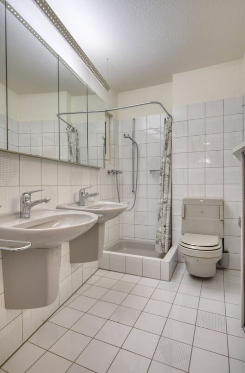 6.5-Zimmer-Haus mit Weitblick über den Zürichsee 17