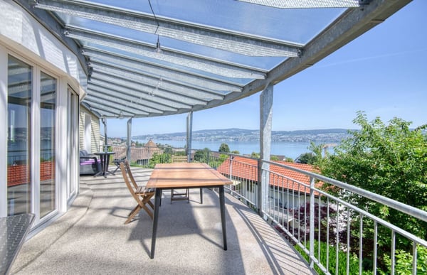 6.5-Zimmer-Haus mit Weitblick über den Zürichsee 6