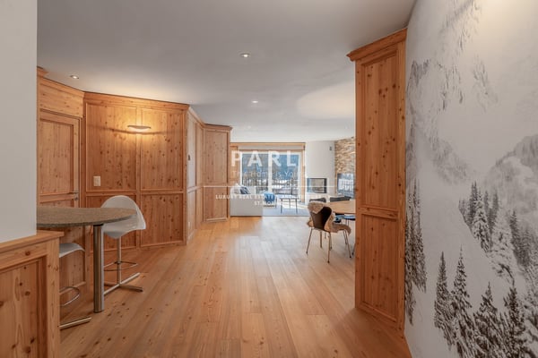 Exklusive 1.5-Zimmer-Ferienwohnung mit Panoramablick – Sommersaison in La Punt 2