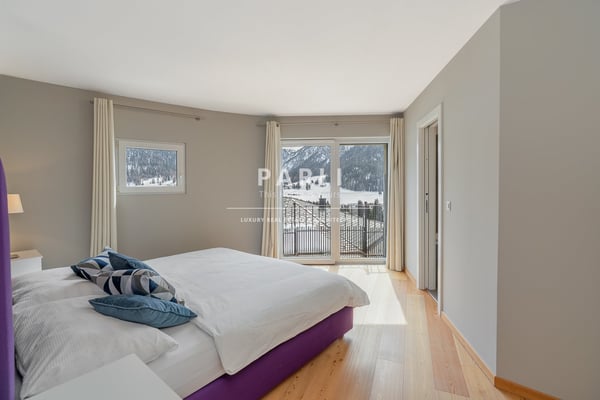 Exklusive 1.5-Zimmer-Ferienwohnung mit Panoramablick – Sommersaison in La Punt 5