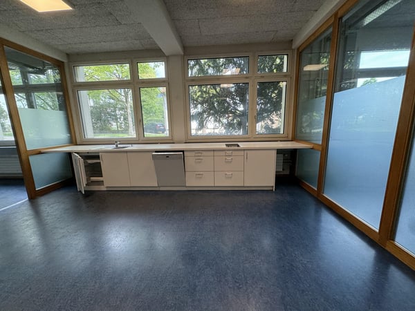 Attraktive Lager/-Gewerbefläche in Solothurn zu vermieten 12