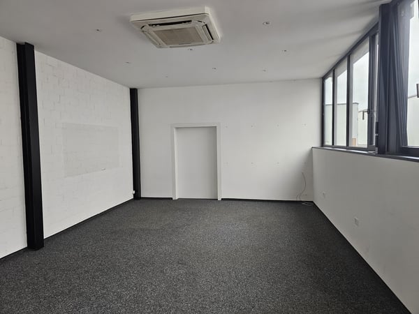 Zentrale Büro- und Gewerbefläche zu vermieten 3