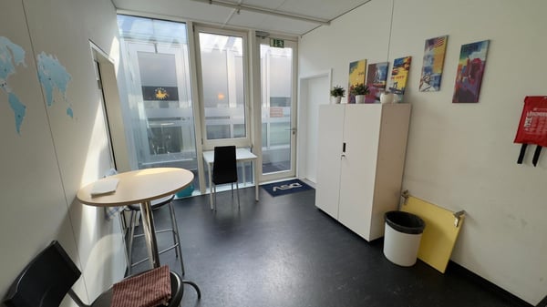 Zentral gelegene Bürofläche zu vermieten 13