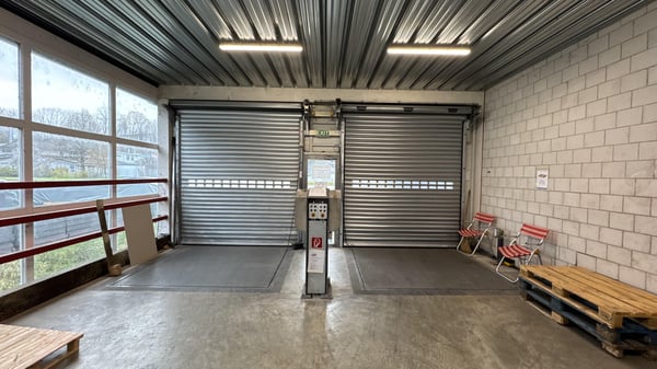 Zentrale Lagerfläche zu vermieten 12