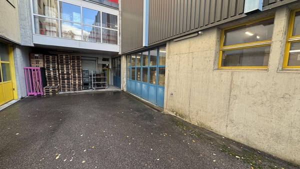 Zentrale Lagerfläche zu vermieten 10