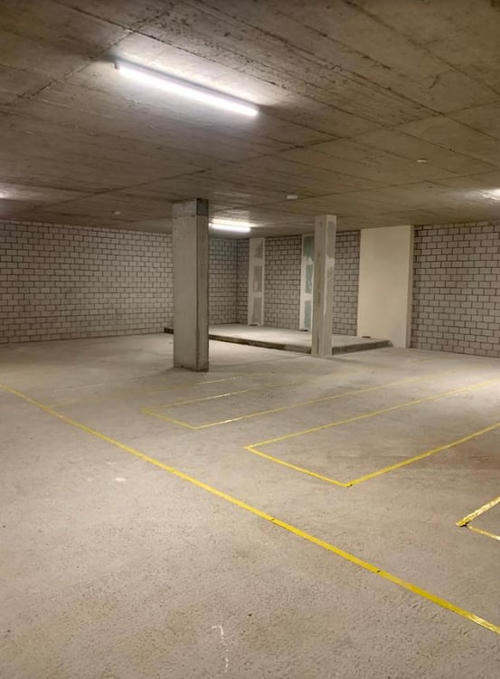 Grosszügige Gewerbefläche an zentraler Lage in Niederhasli 3