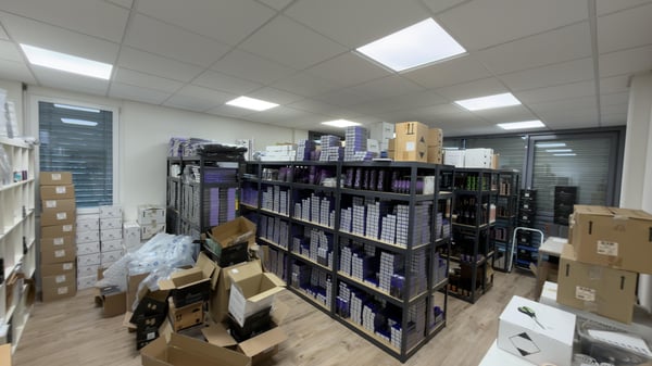 Zentrale Büro- und Gewerbefläche in Urdorf zu vermieten 9