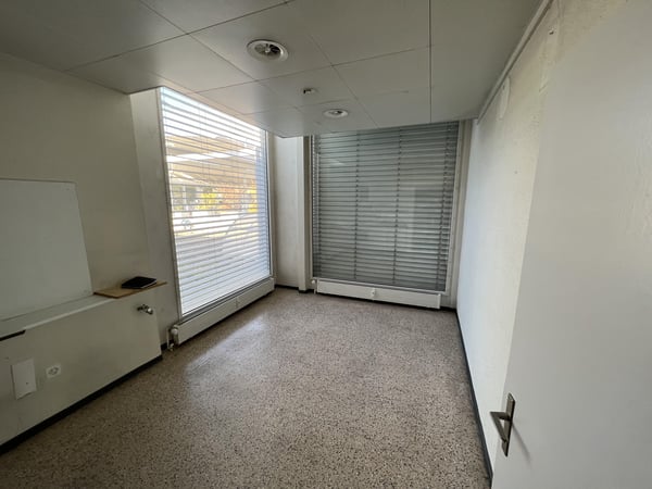 Zentrale Gewerbefläche zu vermieten 12