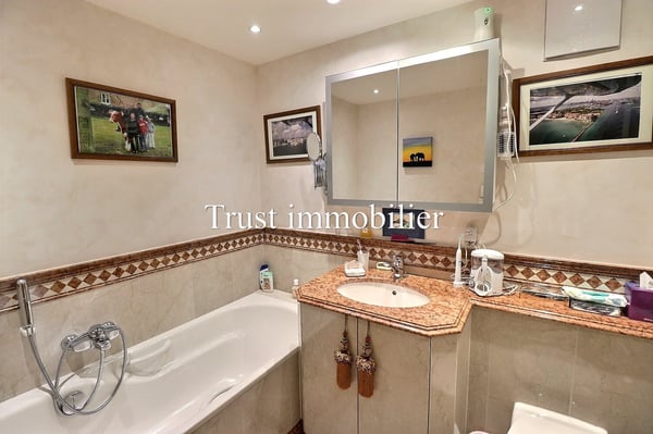 5008. Exceptionnel SKI IN/OUT appartement au centre de Crans 7