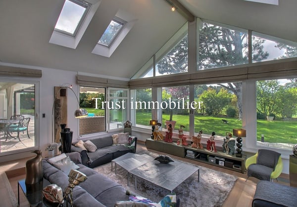 6023.G Maison de Maître avec Grande Piscine, Jardin et Proche Lausanne 5