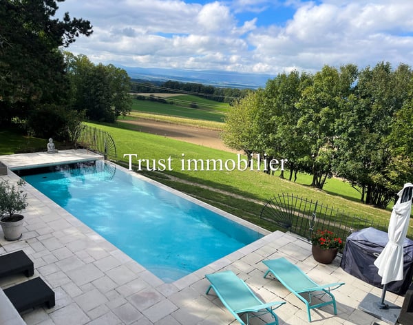 6023.G Maison de Maître avec Grande Piscine, Jardin et Proche Lausanne 2