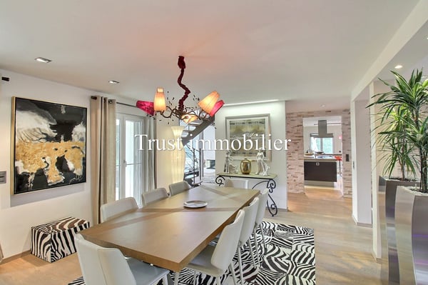 6023.G Maison de Maître avec Grande Piscine, Jardin et Proche Lausanne 9