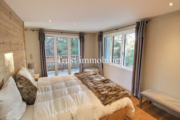 1.6002L. Chalet à louer au centre de Crans 9